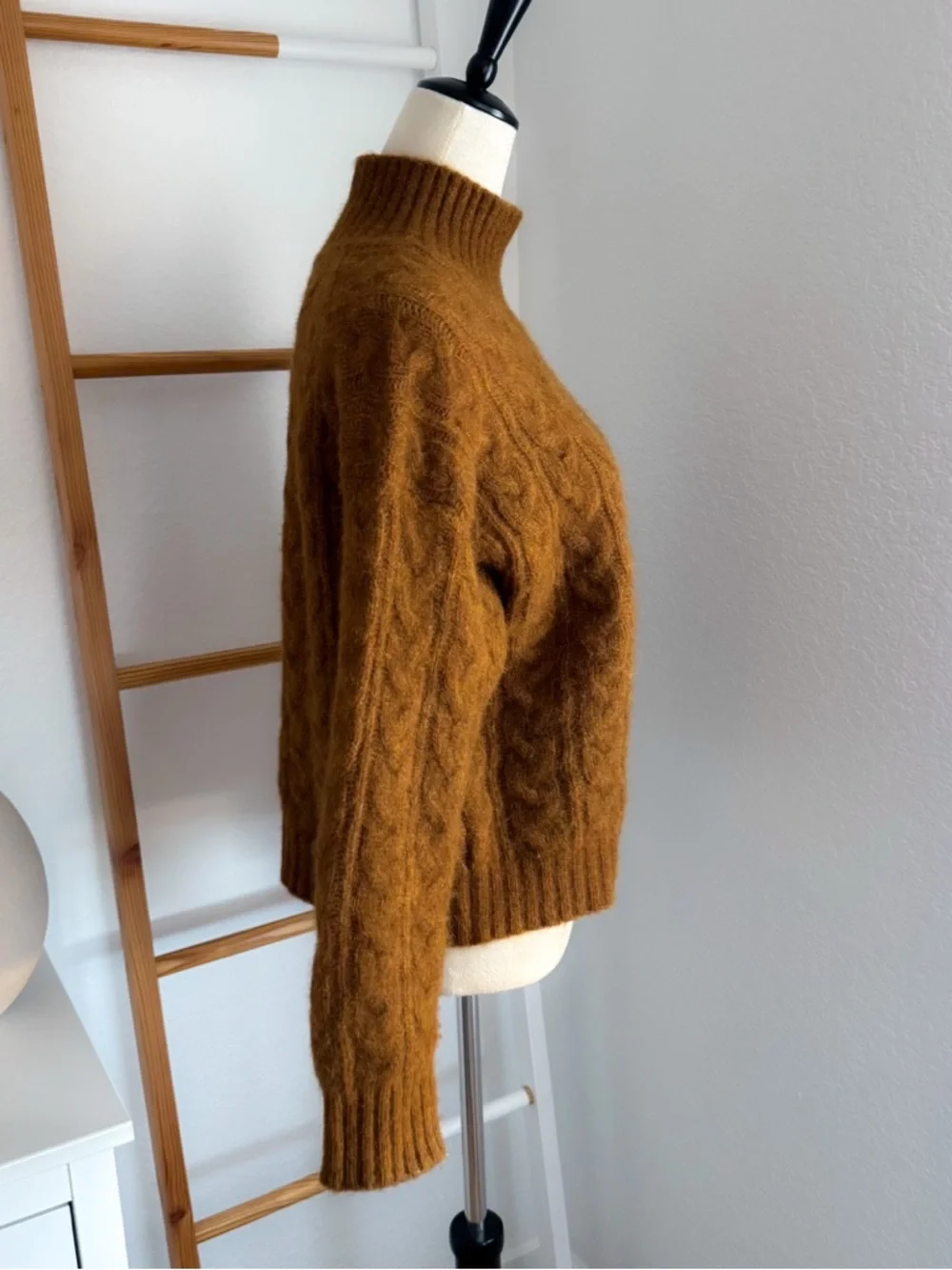 Sezane Hugo Jumper Sweter Wildcat Brown Baby Alpaca - Picture 5 of 11